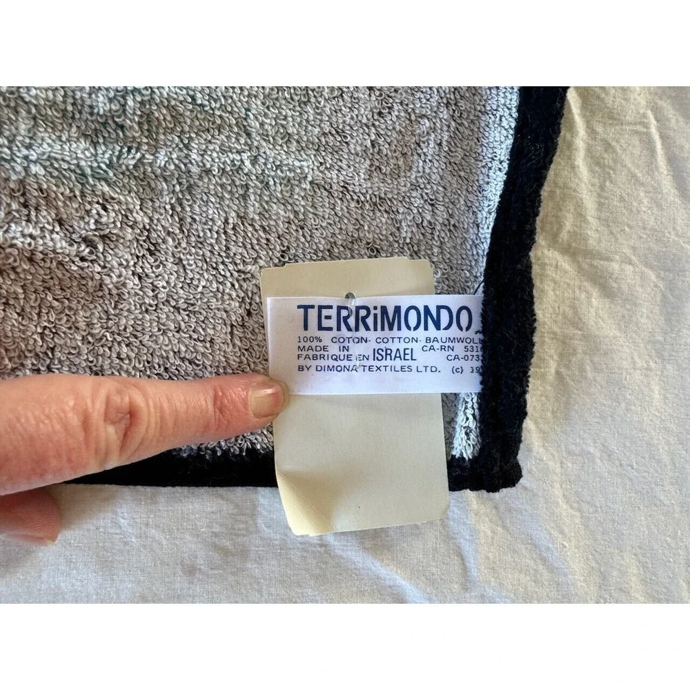 NWT 80s Beach Towel Juana TerriMondo 29